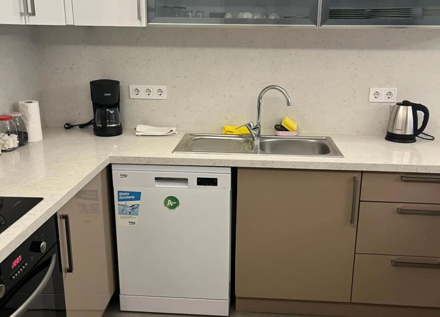 Apartment Comfy Flat Hgyhomes1101 Close To The Memoriall Hospital Istanbul Turkey